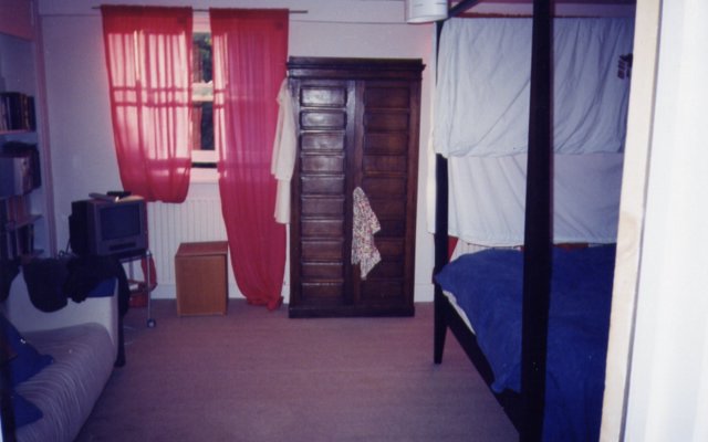 Canonbury Square Orwell's Bedroom