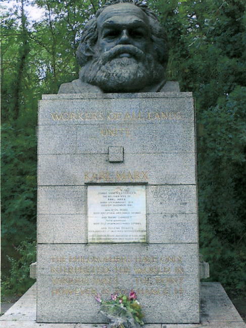 Marx Statue